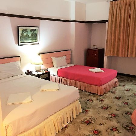 Daeng Plaza Hotel Phuket Ngoại thất bức ảnh