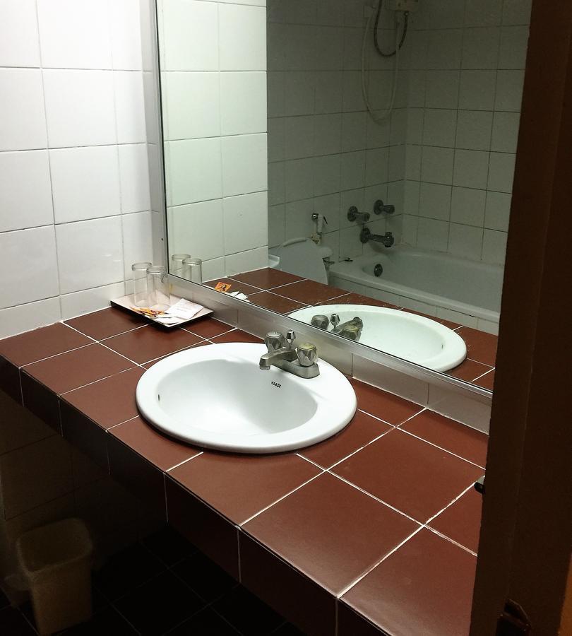 Daeng Plaza Hotel Phuket Ngoại thất bức ảnh