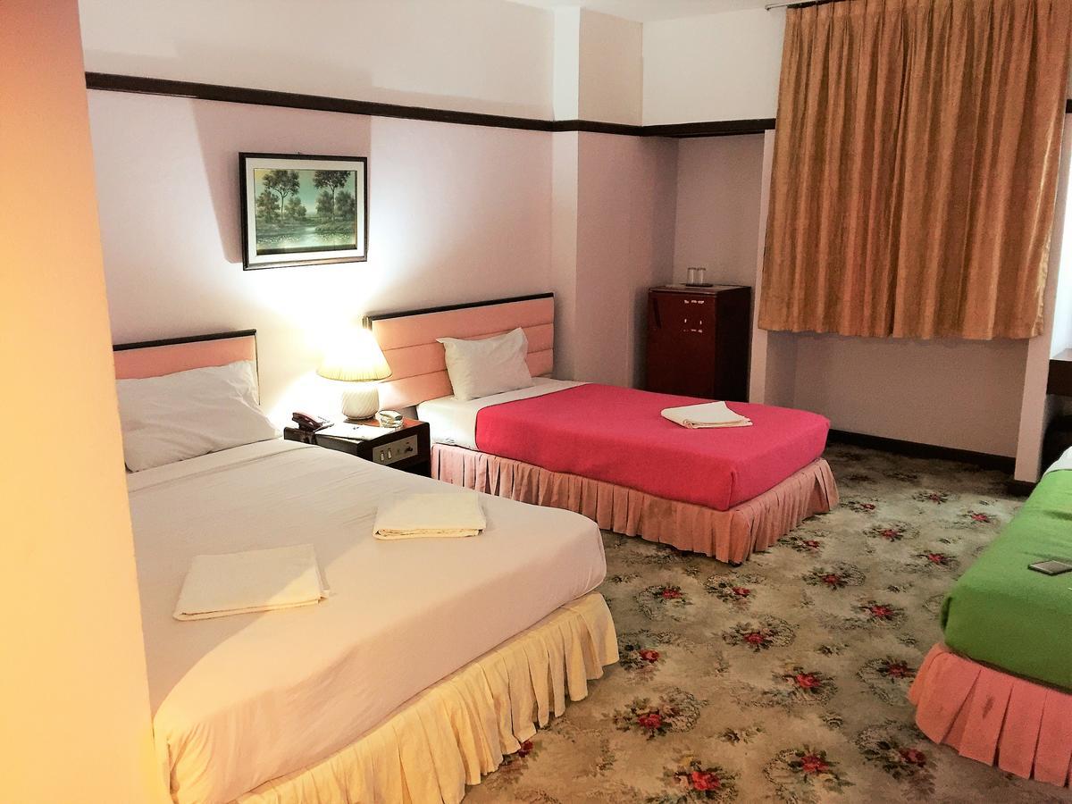 Daeng Plaza Hotel Phuket Ngoại thất bức ảnh
